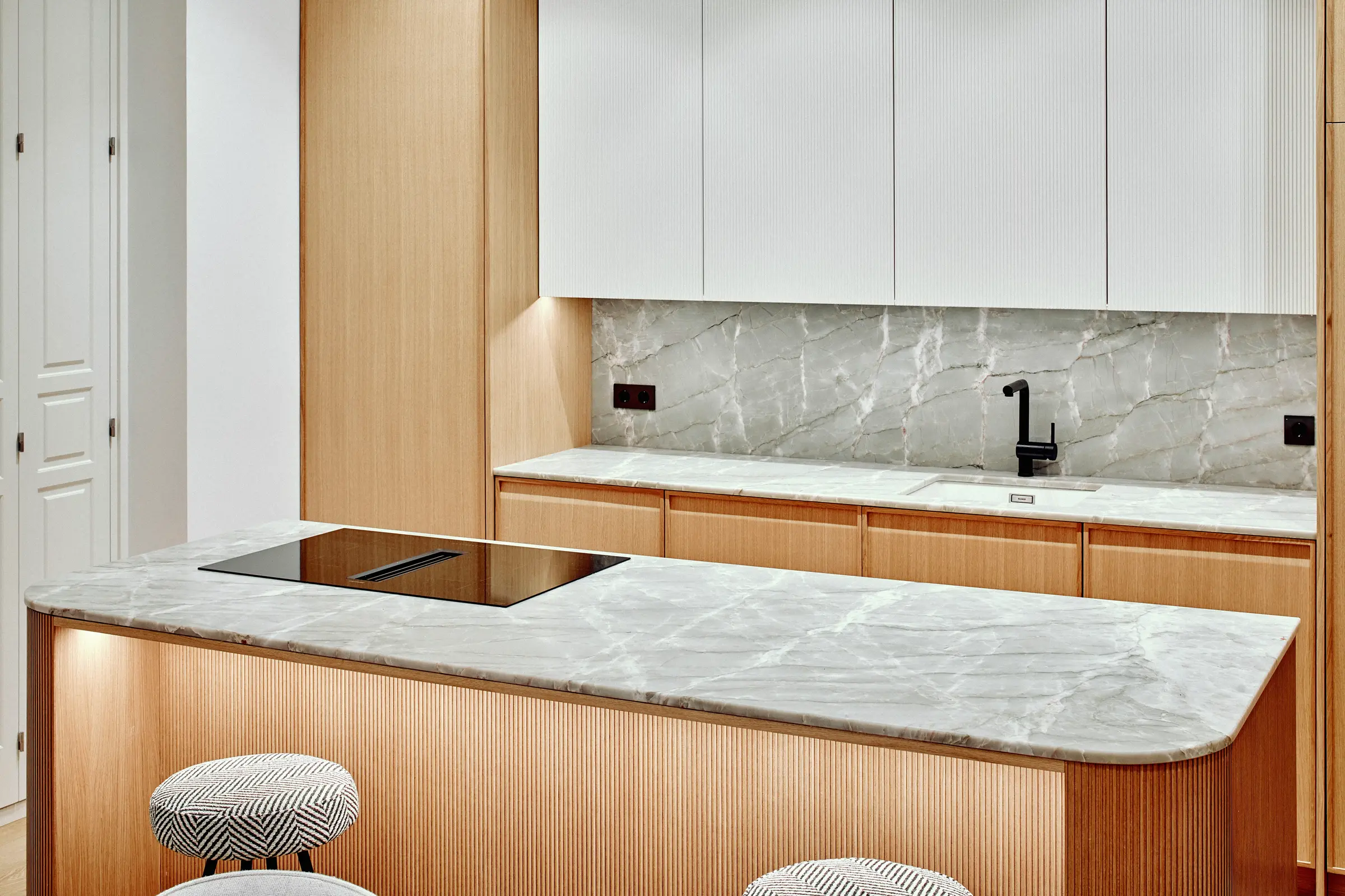 Natural stone kitchen worktops and island